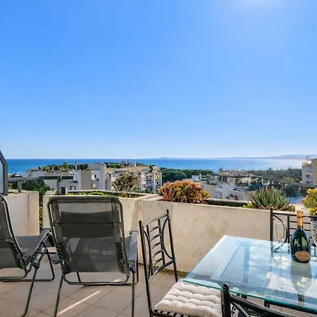 2br Sea View With Pool & Ac