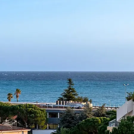 2br Sea View With Pool & Ac Cagnes-sur-Mer
