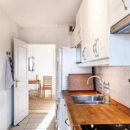 2br Sea View With Pool & Ac * Cagnes-sur-Mer