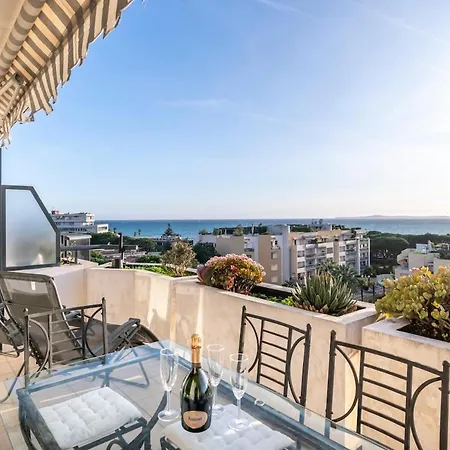 Appartement 2br Sea View With Pool & Ac *